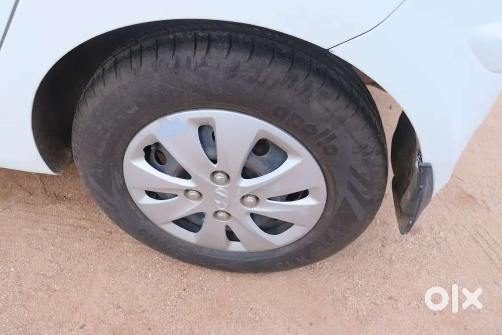 Hyundai I10 Sportz 2011(paper Valid Till 2031)