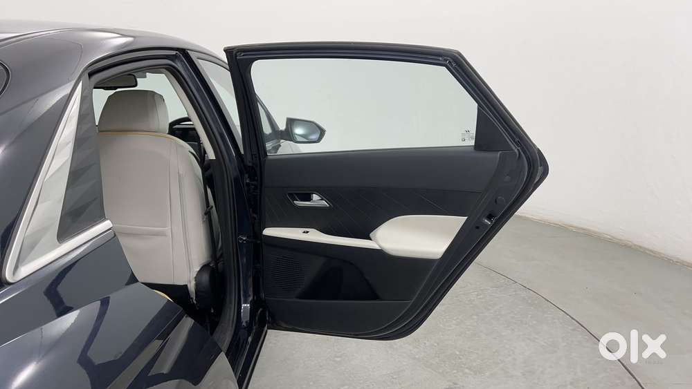 Hyundai Verna 1.5 Sx Petrol Mt, 2024, Petrol