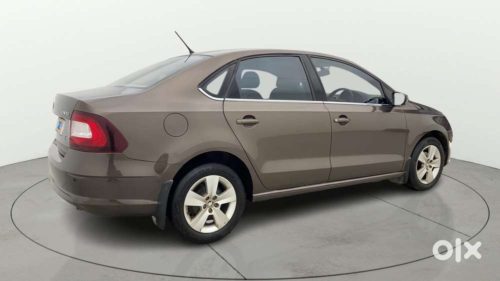 Skoda Rapid 1.0 Ambition Tsi At, 2020, Petrol