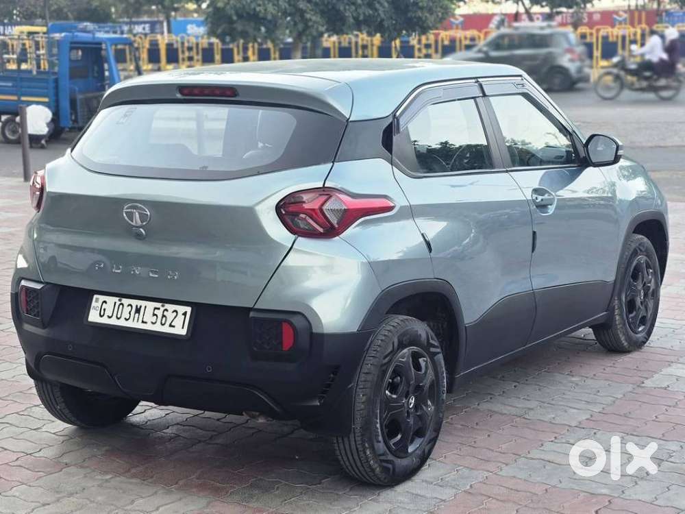 Tata Punch Accomplished Mt Sunroof, 2022, Petrol