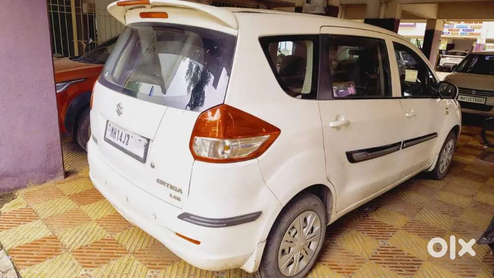Ertiga2013