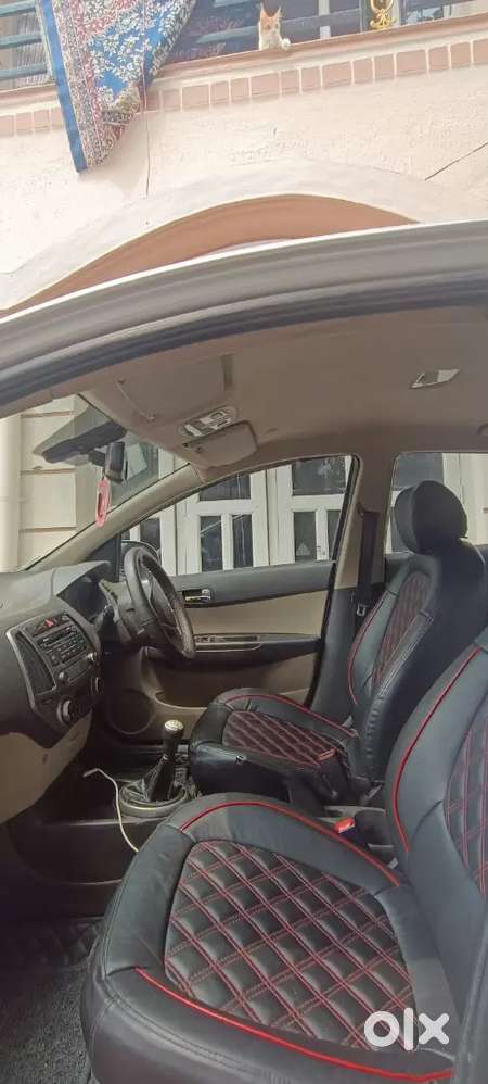Hyundai I20 Sportz 2012