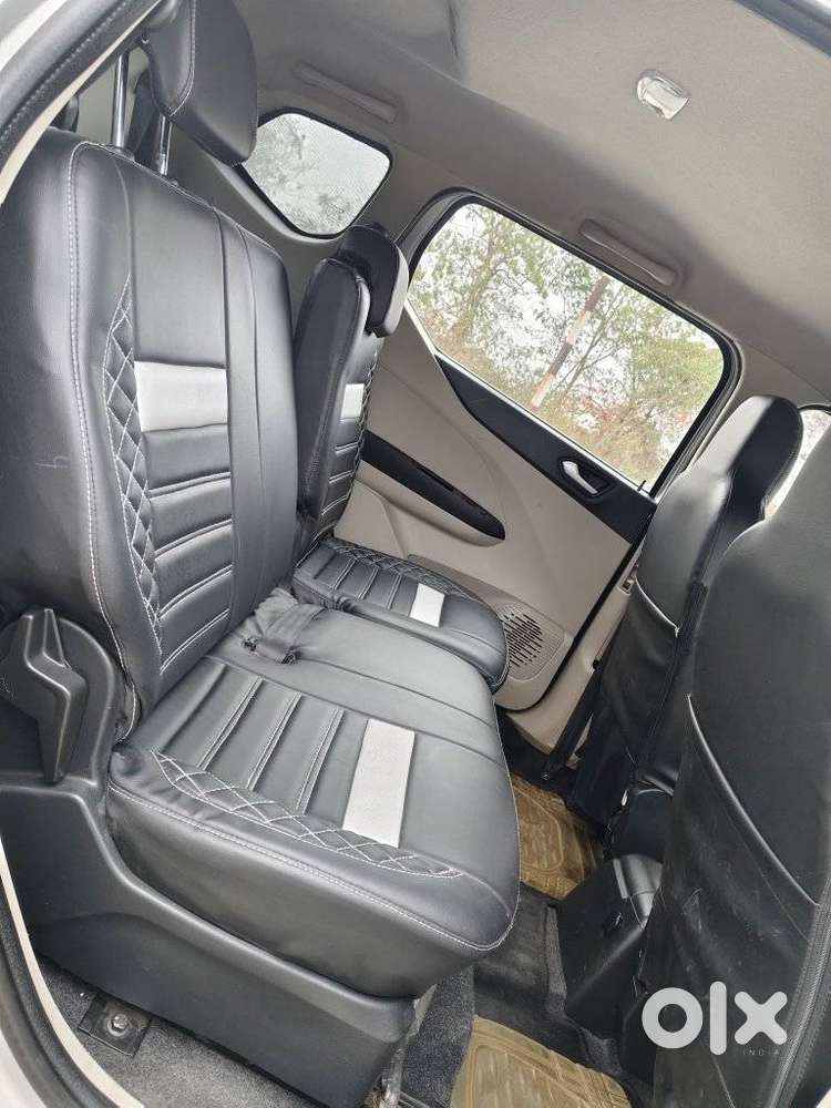 Renault Triber Rxz, 2019, Petrol