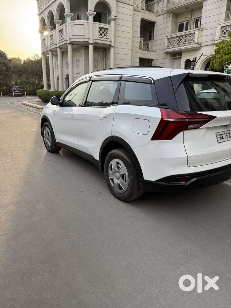 Mahindra Xuv700 2.2 Mx Diesel Mt 5 Str, 2023, Diesel