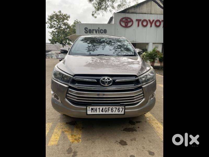 Toyota Innova Crysta 2.8 Gx At 8 Seater, 2017, Diesel