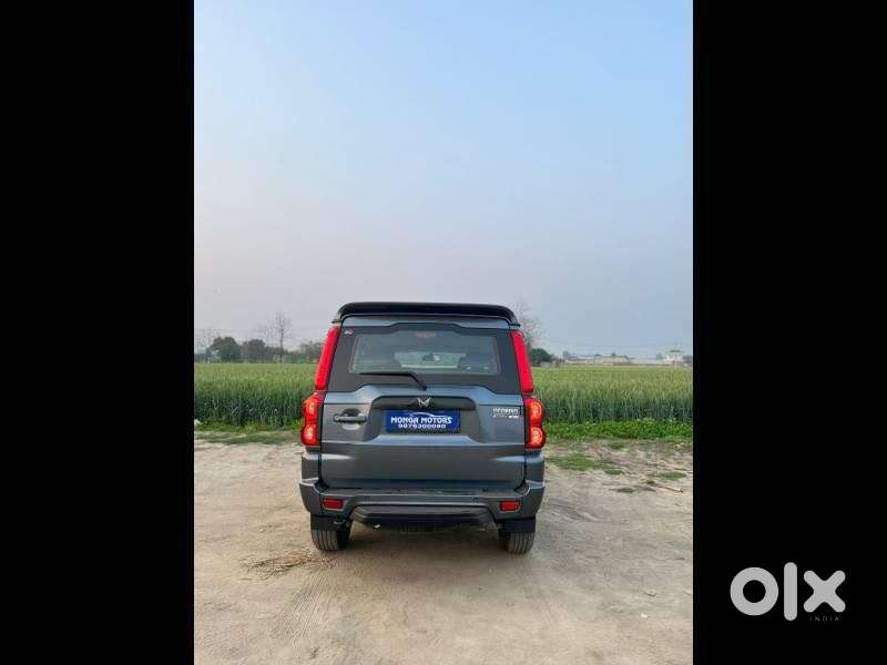 Mahindra Scorpio Classic 2.2 S 11 Mt 7 Str, 2024, Diesel