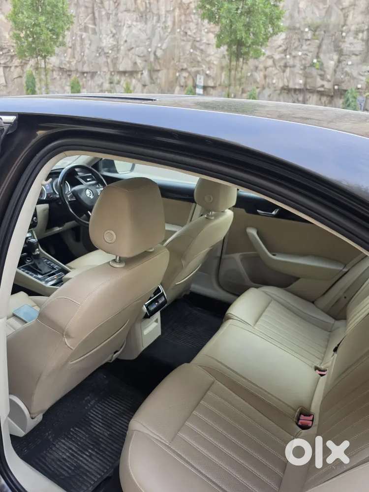 Skoda Superb 2017 L&k 1.8 Tsi Automatic, Magnetic Brown Colour