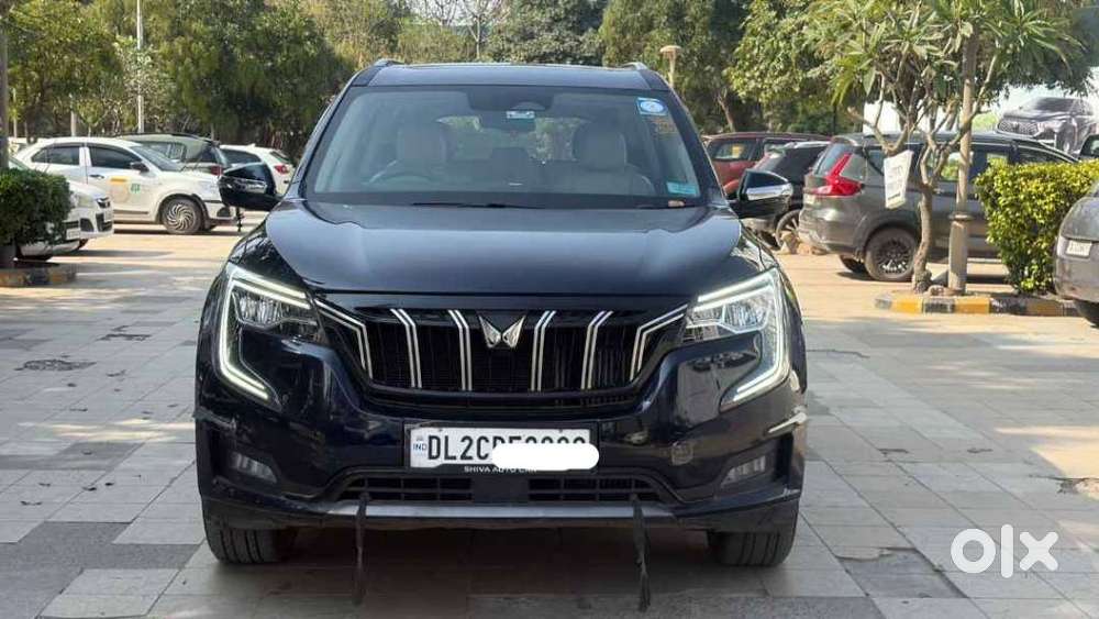 Mahindra Xuv700 2.0 Ax 7 Petrol At Luxury Pack Str, 2025, Petrol