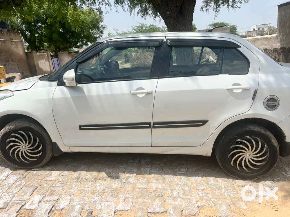 2nd Maruti Swift Dzire 2015 Diesel Manual