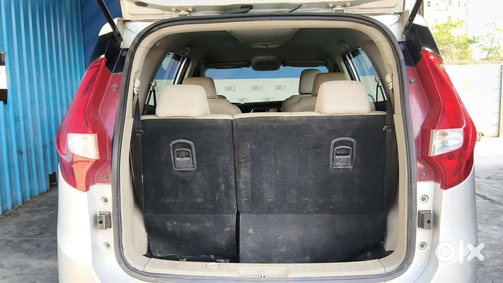 Mahindra Marazzo M8, 2019, Diesel