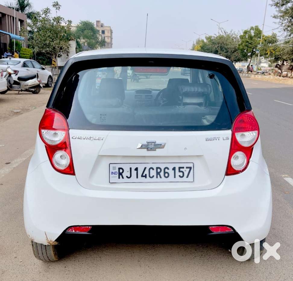 Chevrolet Beat, 2013, Petrol