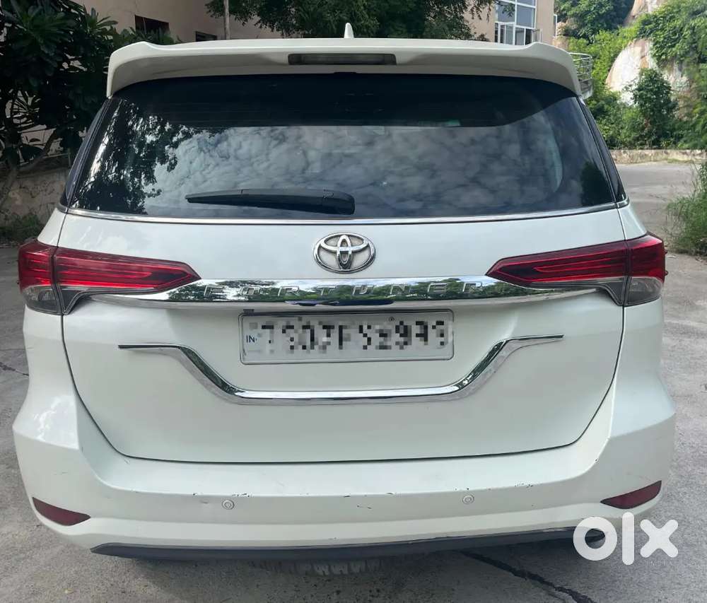 Toyota Fortuner Legender 2017 Diesel