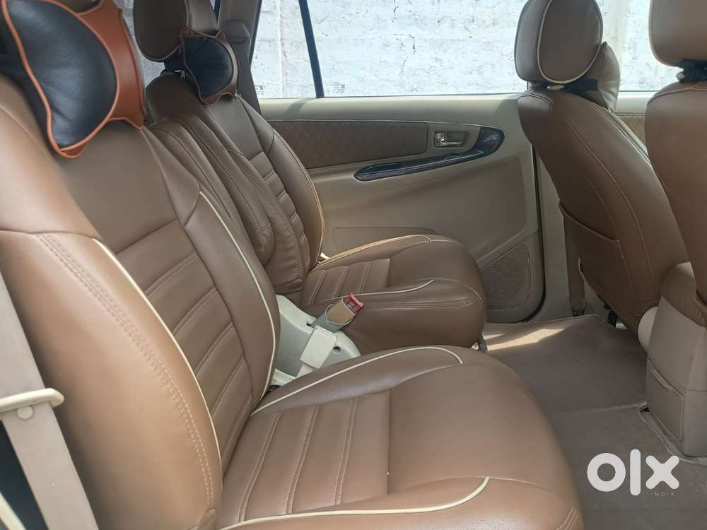 Toyota Innova 2.5 Z Diesel 7 Seater, 2014, Diesel