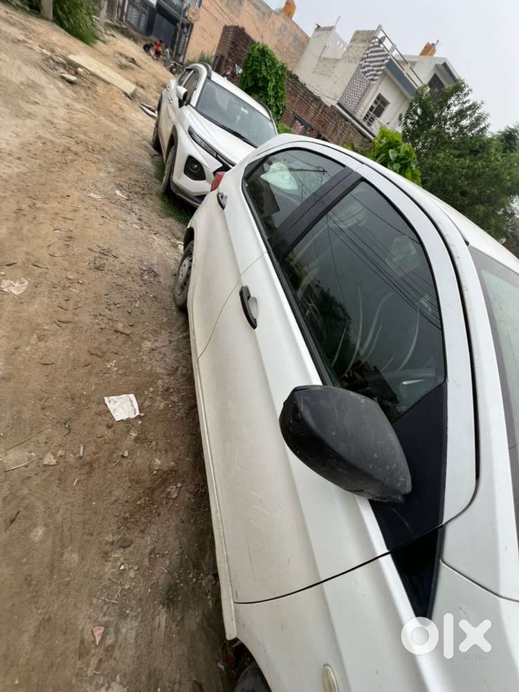 Tata Tiago 2016