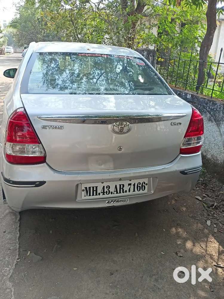 Toyota Etios 2015 Diesel 186000 Km Driven