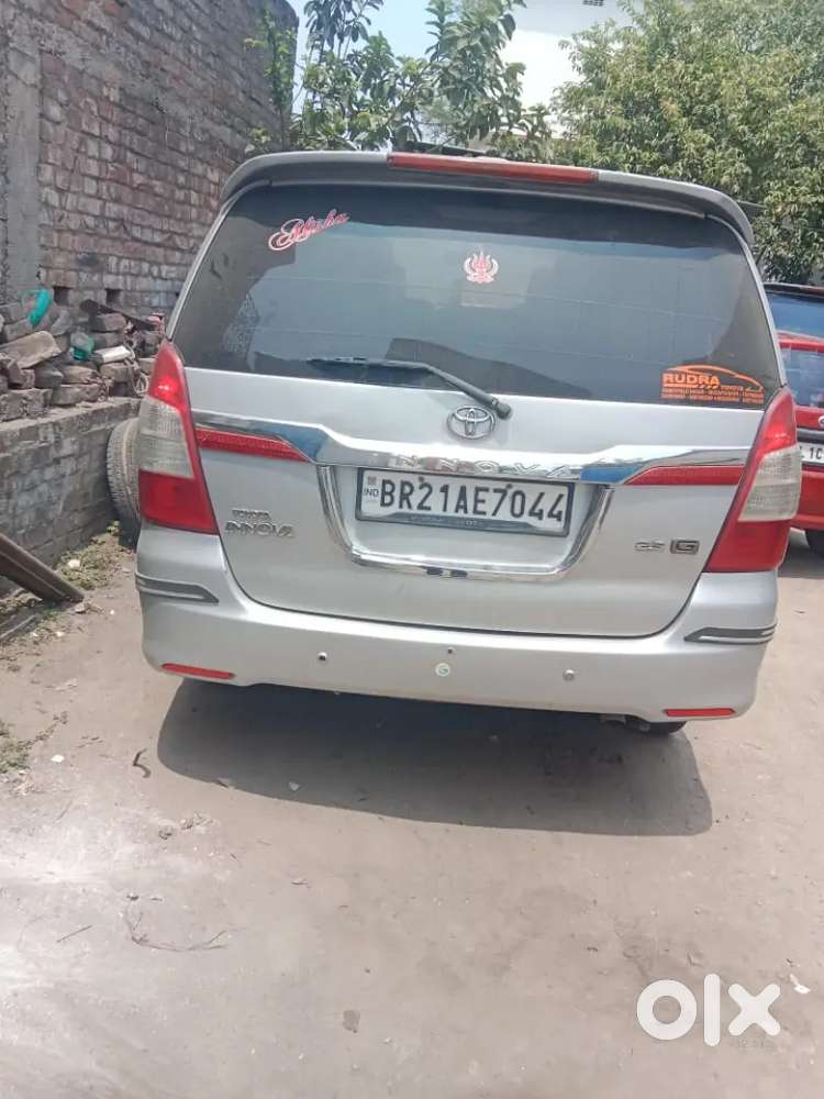 Innova Car H Sab Kuch Okk H Koi Dikkat Nhi H