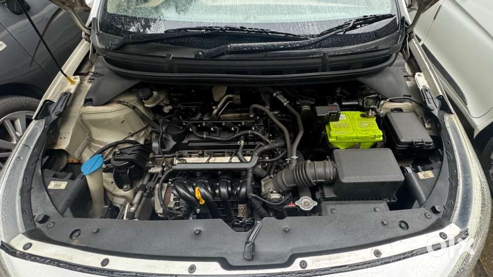 2019 Hyundai Elite Petrol Cvt White 1st Owner