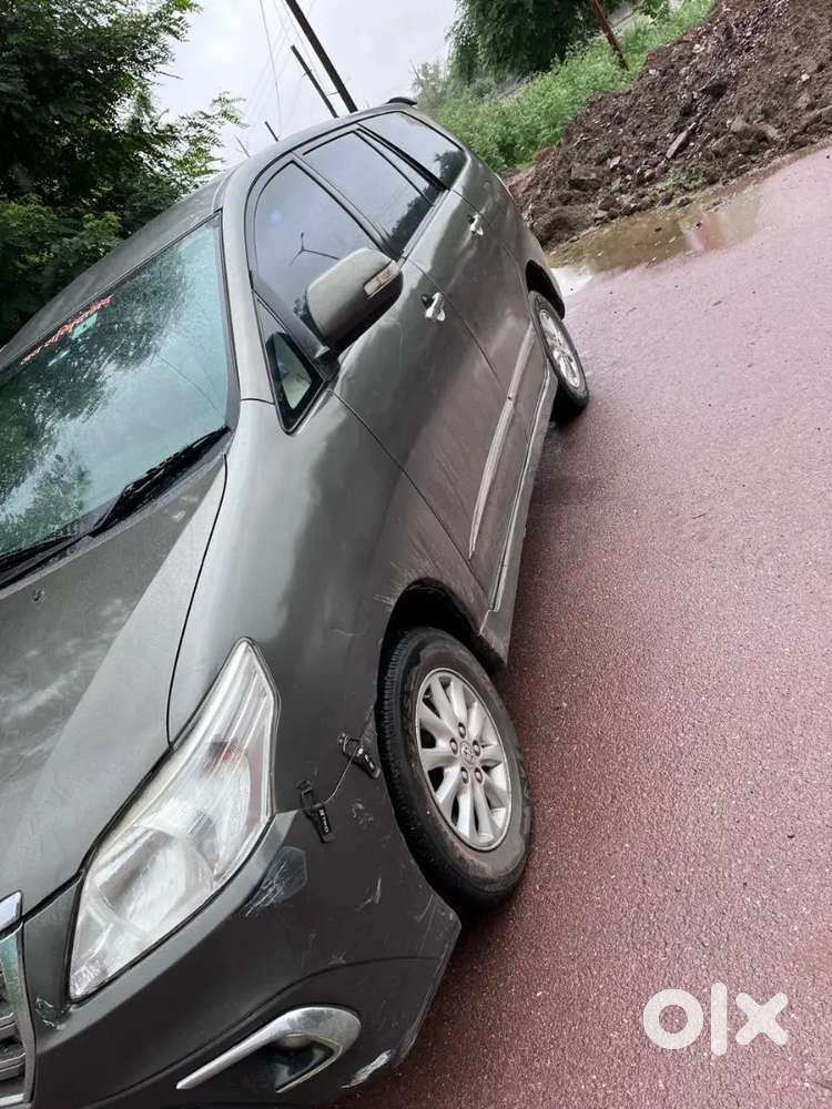 Toyota Innova 7 Seater 2012 Diesel Manual