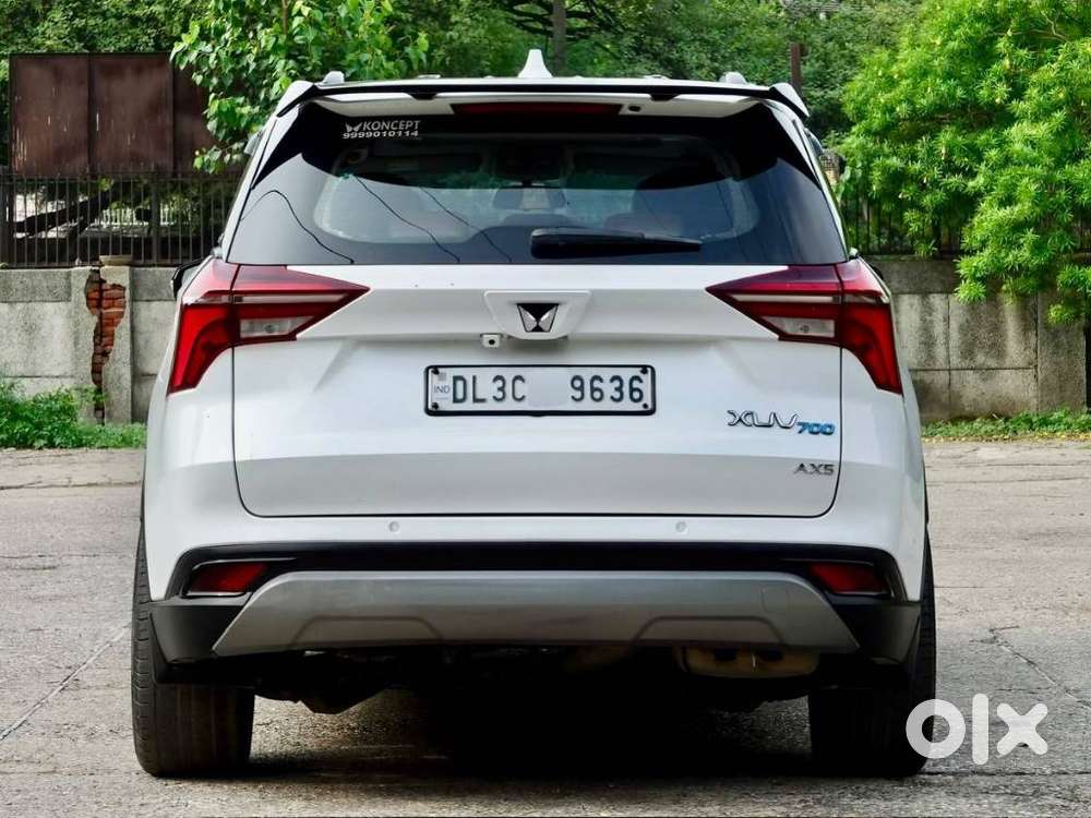 Mahindra Xuv700 2.0 Ax 5 Petrol Mt 7 Str, 2024