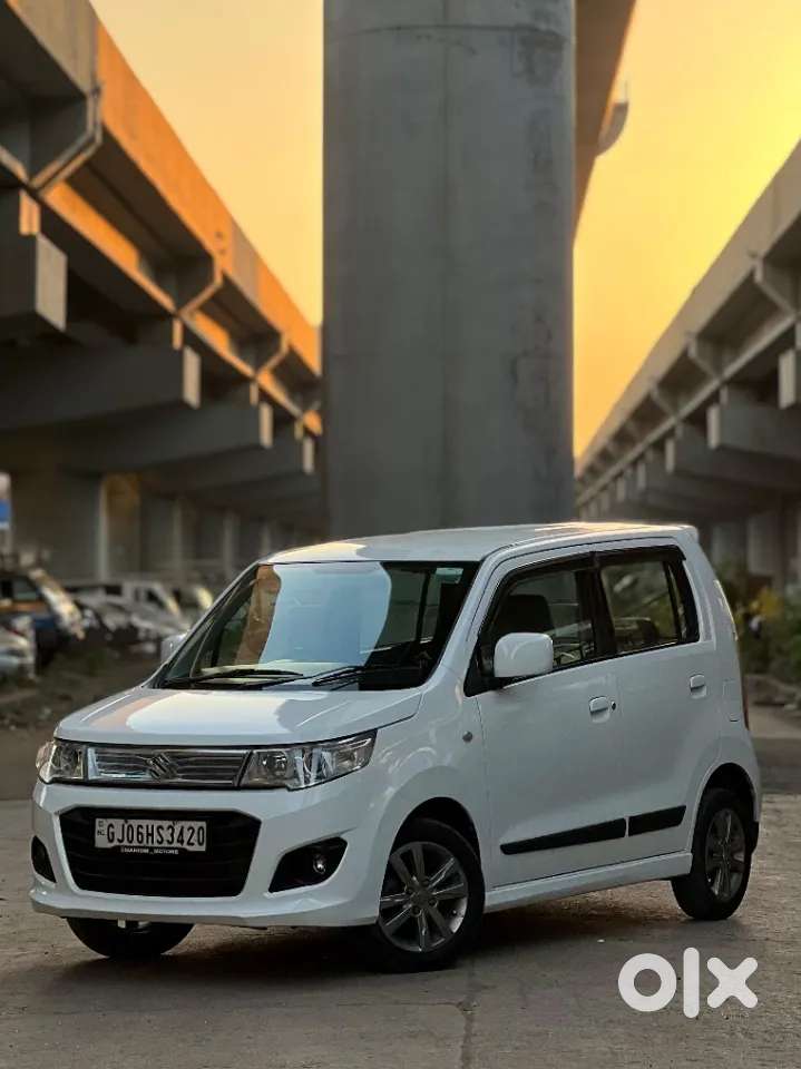 Maruti Suzuki Stingray Vxi Optional, 2015, Petrol