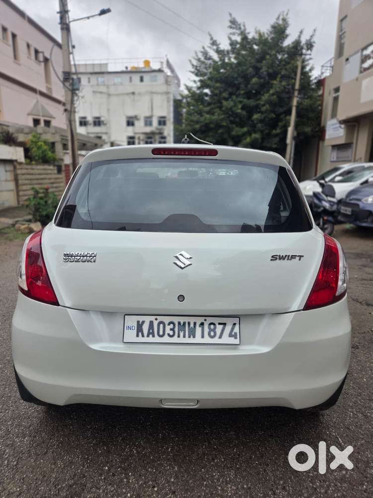 Maruti Suzuki Swift Lxi Option, 2015, Petrol