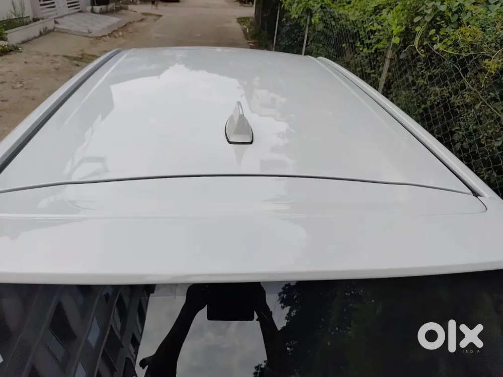 Maruti Suzuki Brezza 1.5 Lxi 2025