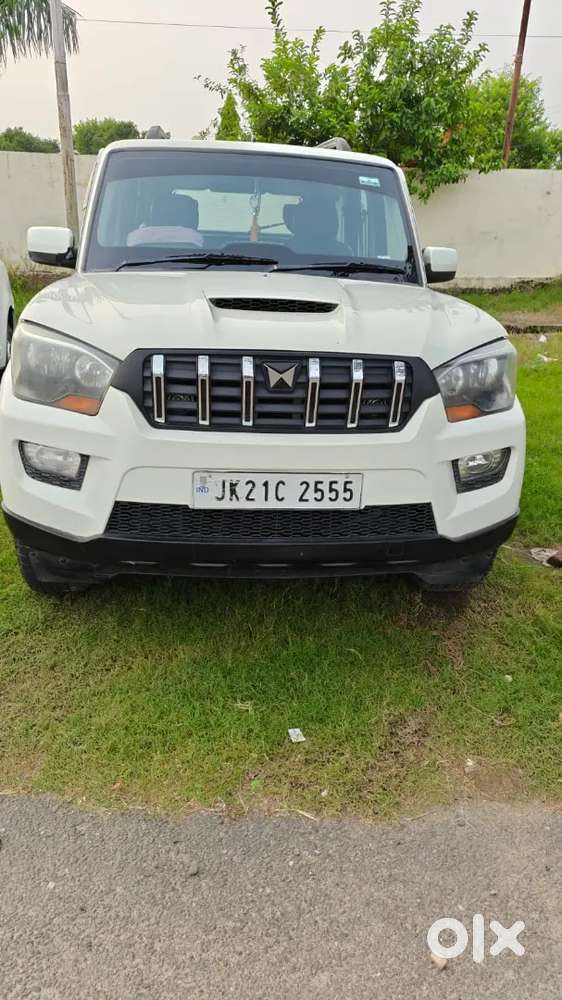 Mahindra Scorpio 2.2 S6 Plus 2016