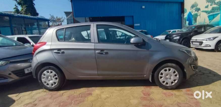 Hyundai I20 Magna 1.2 Mt, 2012, Petrol