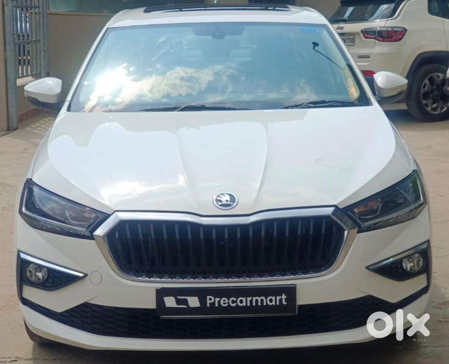 Skoda Slavia 1.0 Tsi Style At, 2022, Petrol