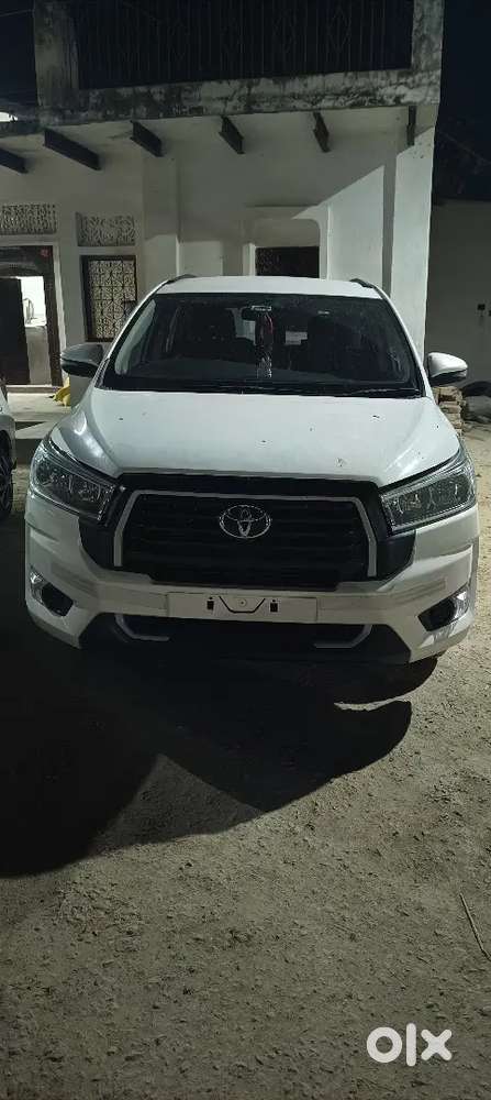 Toyota Innova Crysta 2024 Diesel 32000 Km Driven Orignal Metter