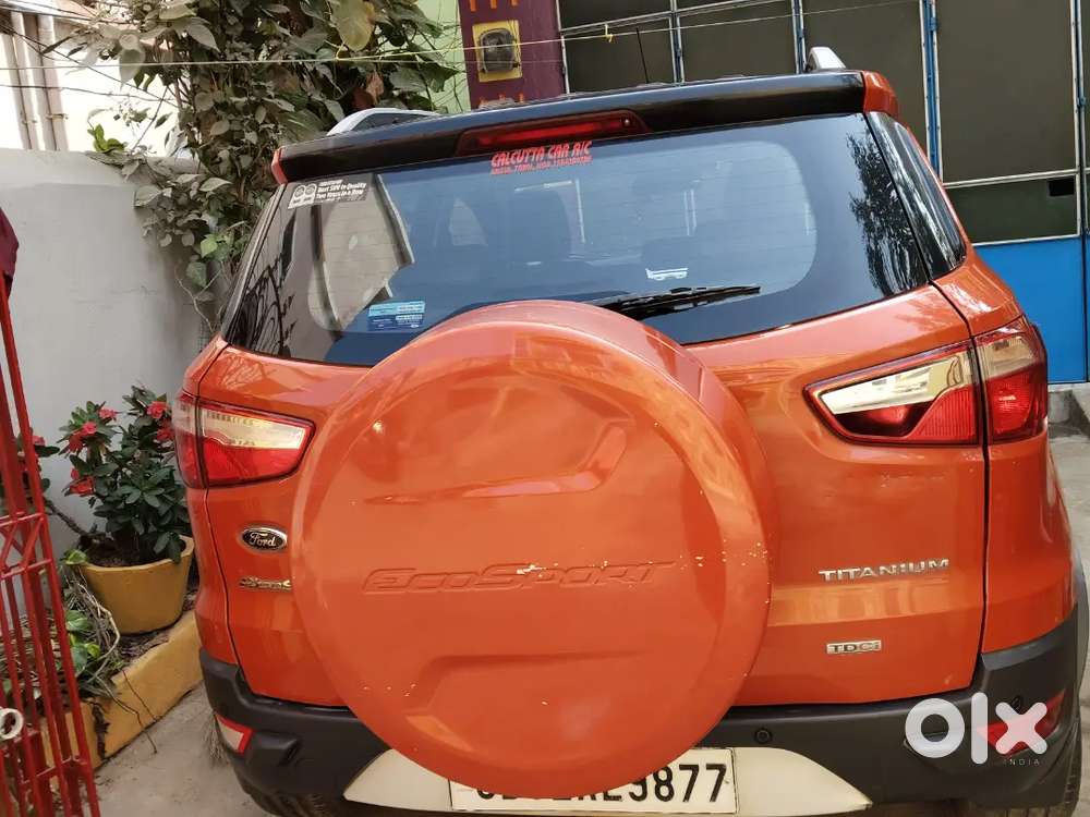 Ford Ecosport Platinum Edition With 6 Airbag 5 Star Safety Rating