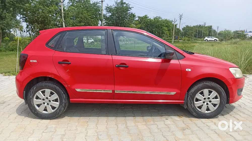 Volkswagen Polo Petrol 2011
