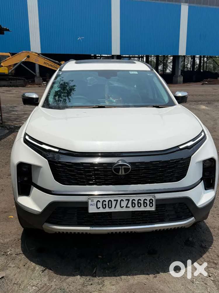 Tata Safari Pure Plus Diesel 2025