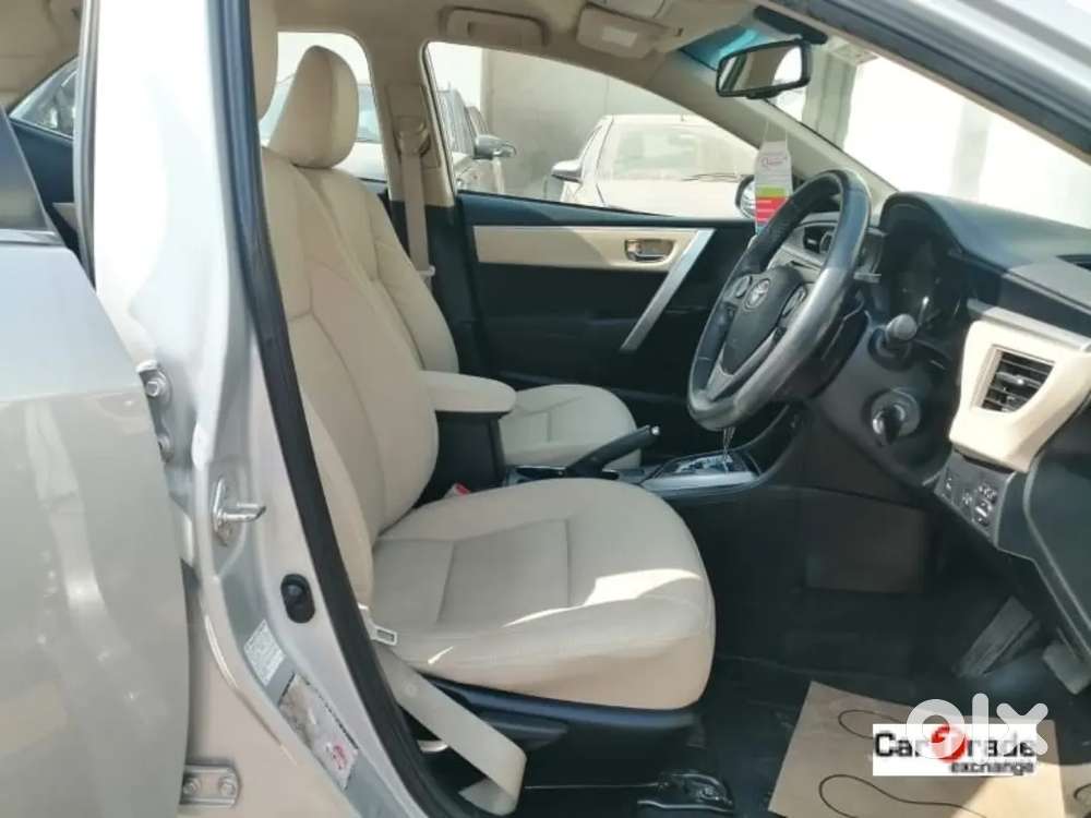 Toyota Corolla Altis 2015