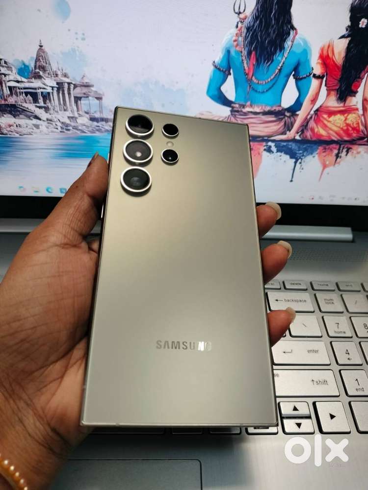 Selling My 3 Month Old Samsung S24 Ultra With 45 Watt Charging Adaptor
