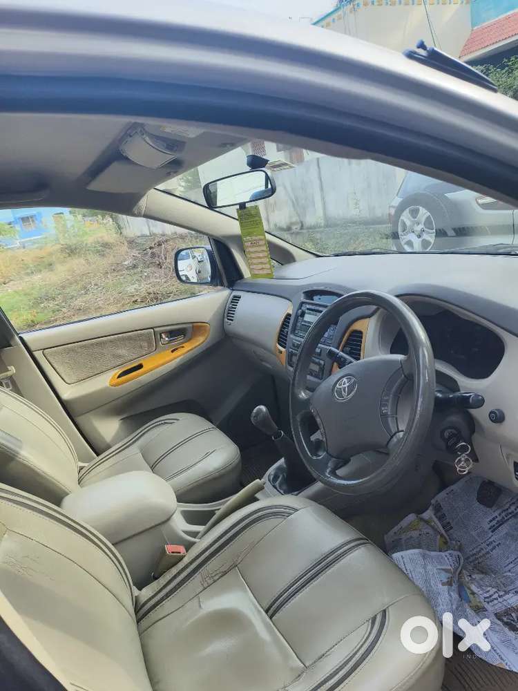 Toyota Innova 2.5 Vx 2010