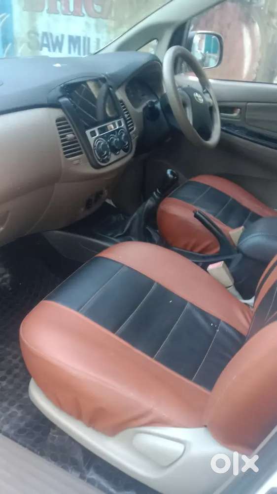 Toyota Innova 2015 Diesel 190005 Km Driven