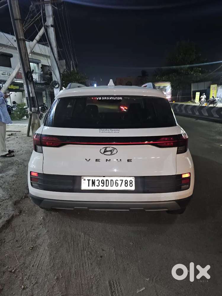 Hyundai Venue S Plus 2024 Diesel Car