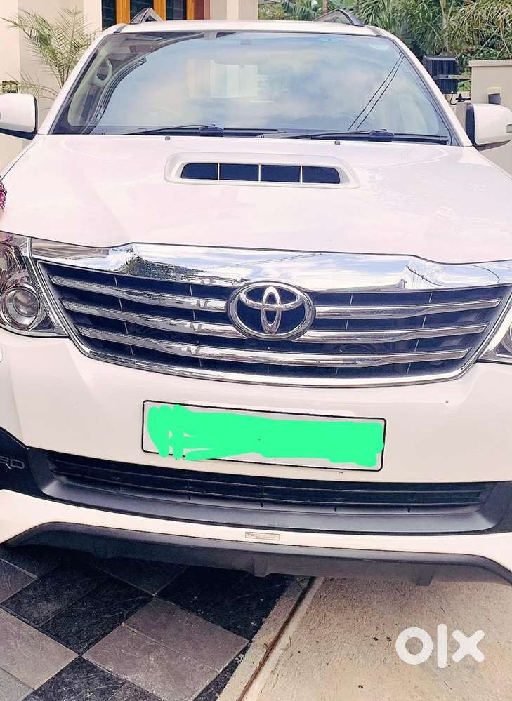 Toyota Fortuner Diesel 2016 Km Driven