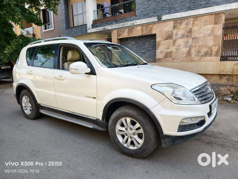 Mahindra Rexton, 2013