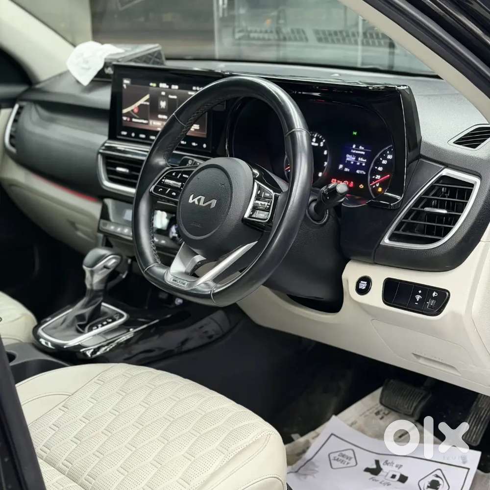 Kia Seltos 1.5 Htx At Ivt  Black Color 2019 Showroom Track Beautiful