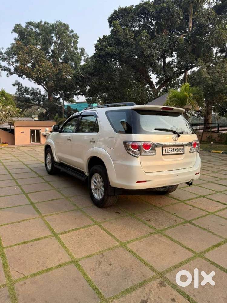 Toyota Fortuner 2011-2016 4x2 Manual, 2014, Diesel