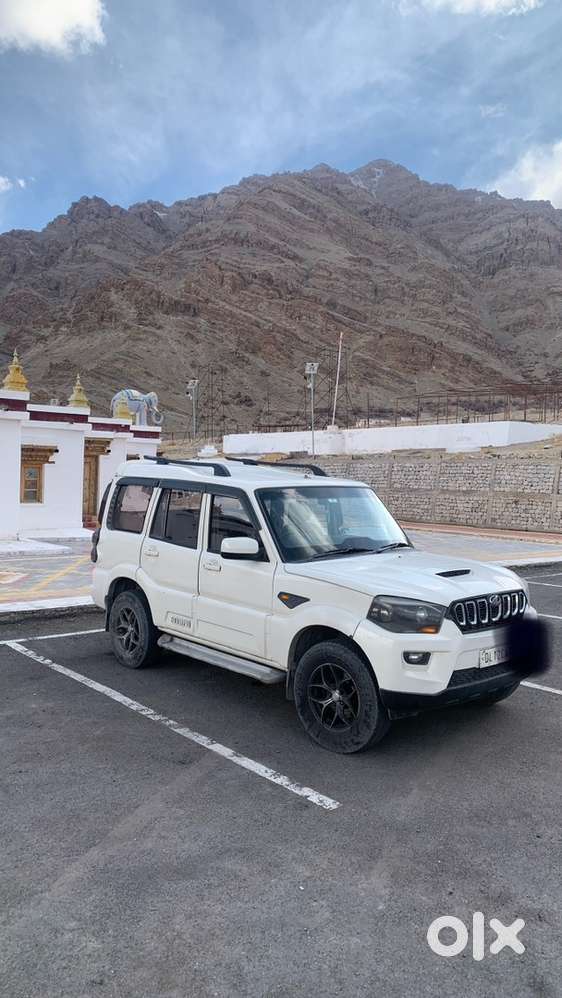 Mahindra Scorpio 2015 Diesel Well Maintained