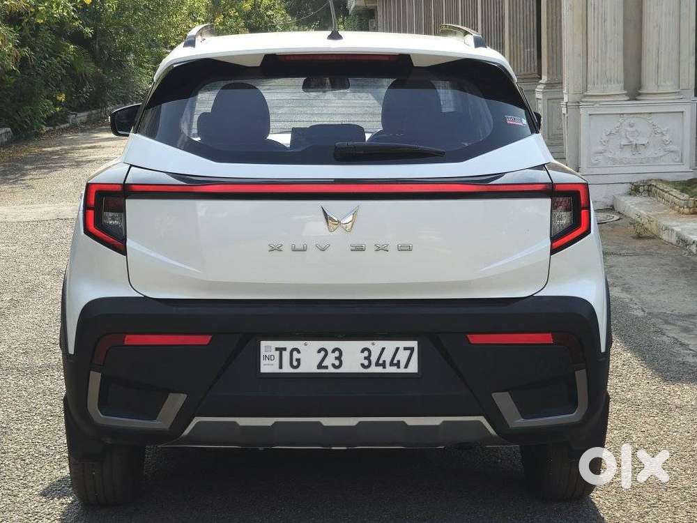 Mahindra Xuv 3xo Ax5 Ds Mt, 2024, Diesel