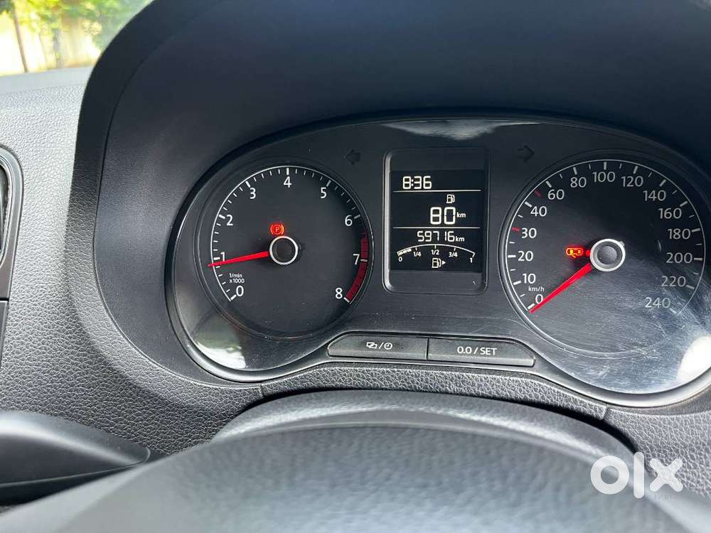 Volkswagen Polo 2017 1.2 Mpi Comfortline Polar White