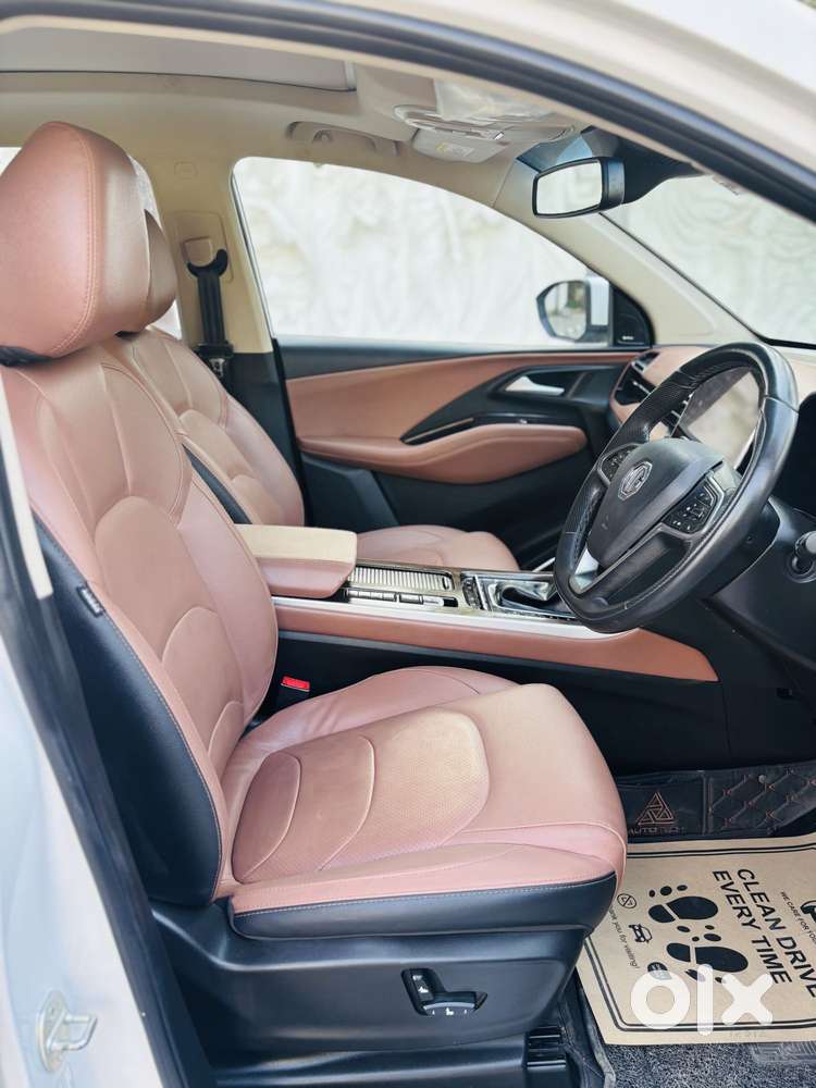 Mg Hector Plus Savvy Pro 1.5 Turbo Petrol Cvt 7 Str, 2024, Petrol