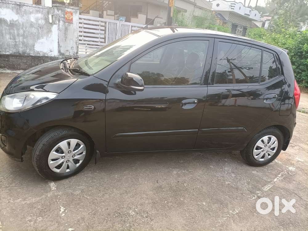 Hyundai I10 Sportz At, 2012, Petrol