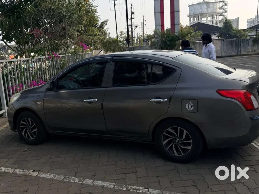 Nissan Sunny Diesel 2012 Car