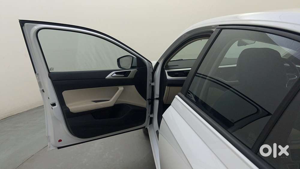 Volkswagen Virtus Highline Plus 1.0 Tsi At, 2023, Petrol
