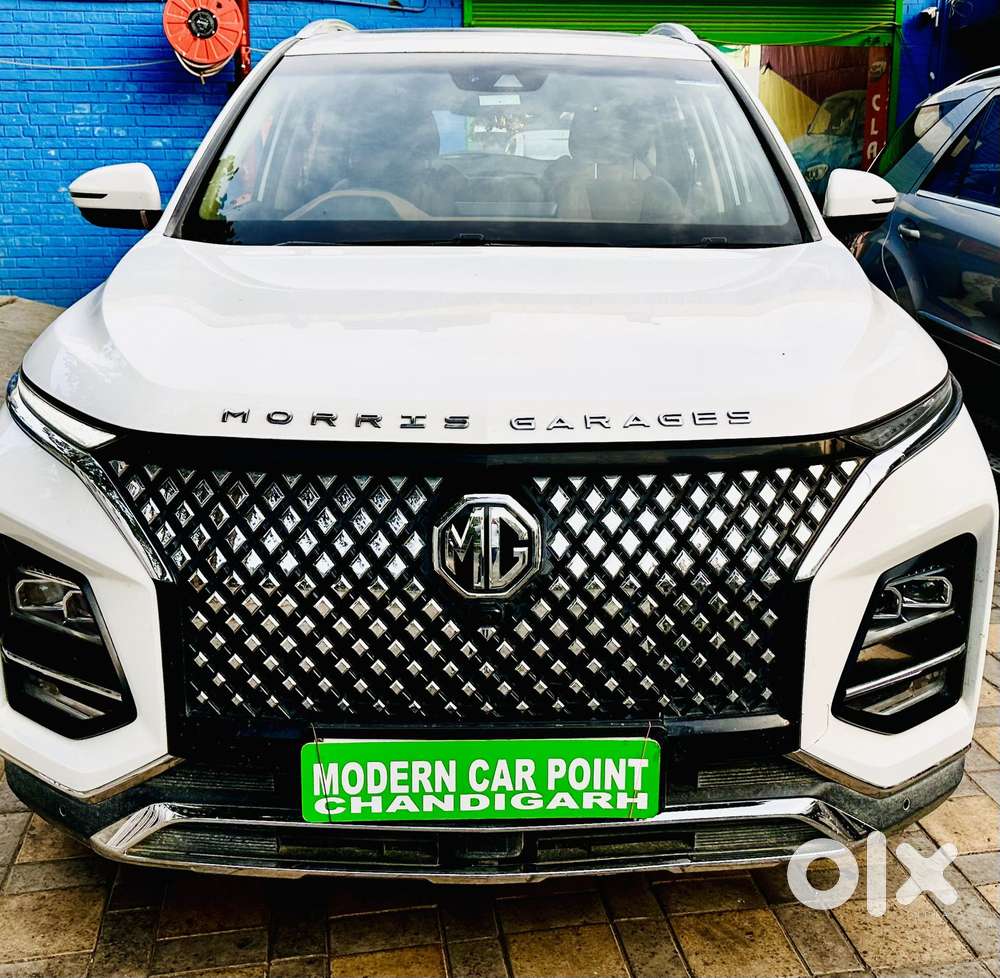 Mg Hector Plus Savvy Pro 1.5 Turbo Petrol Cvt 6 Str Dual Tone, 2024,..